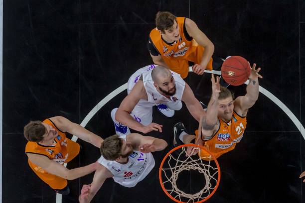 球员环绕主 球员环绕主