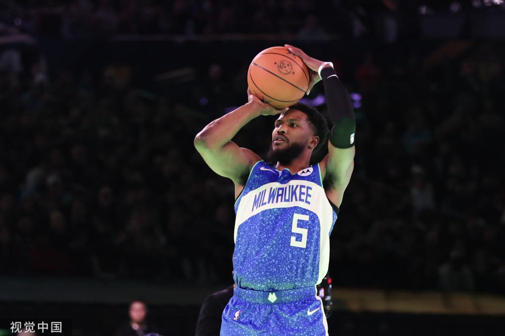 样的背景下 样的背景下